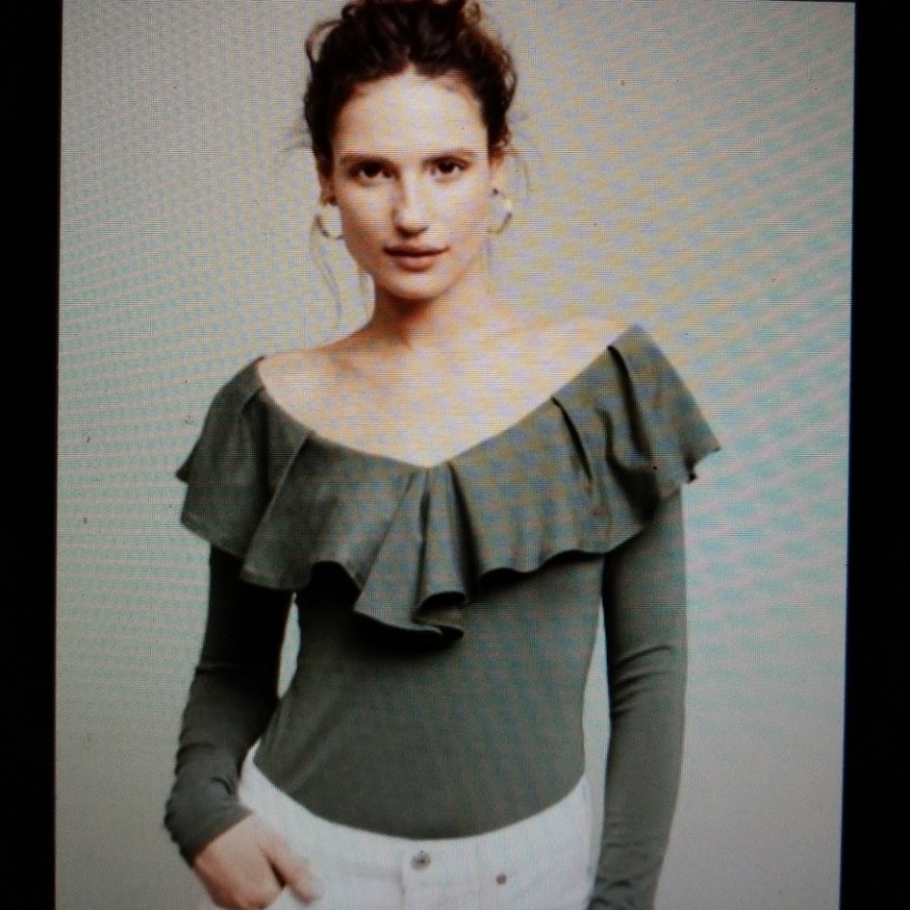 Anthropolgie green Eri + Ali shirt